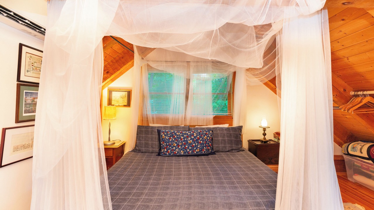 Photo of Bedroom in Tuckasegee