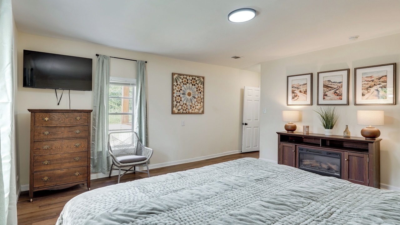 Photo of Bedroom in Louisville