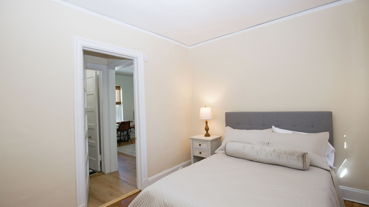 Photo of Bedroom in Downtown
