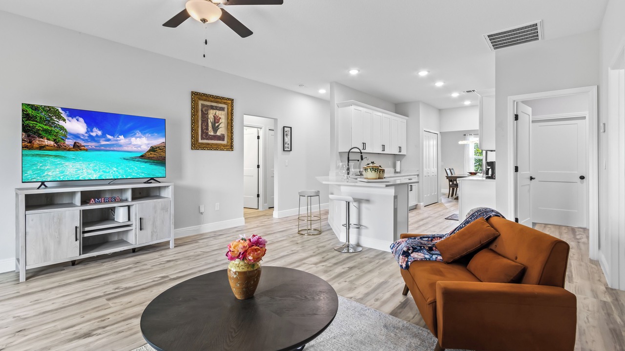 Photo of Livingroom in Vero Lake Estates