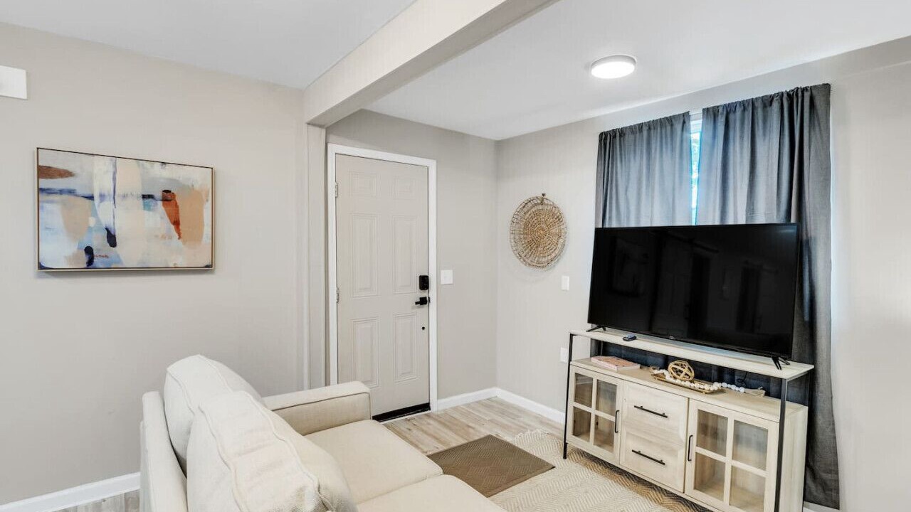 Photo of Livingroom in Anderson