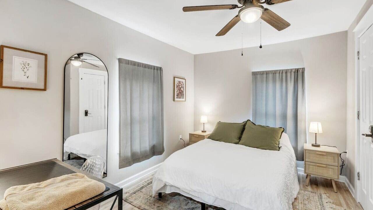 Photo of Bedroom in Anderson