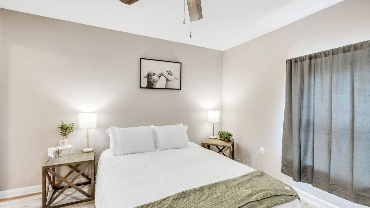 Photo of Bedroom in Anderson