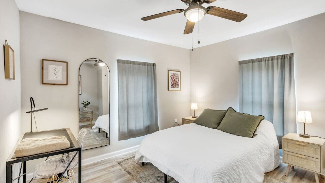 Photo of Bedroom in Anderson