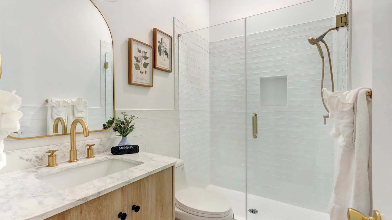 Photo of Bathroom in Historic District - North