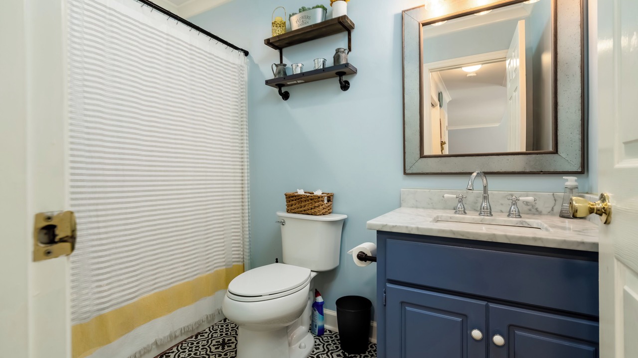 Photo of Bathroom in National Hills