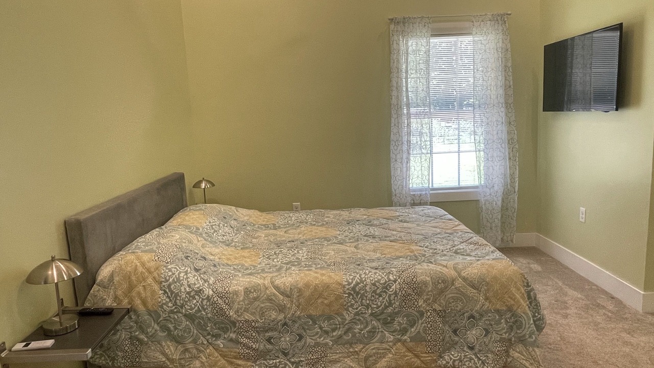 Photo of Bedroom in Seneca