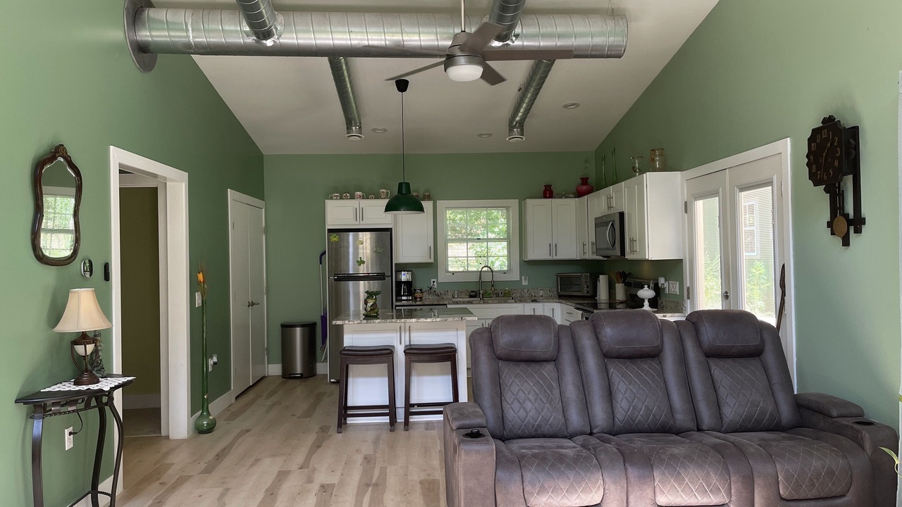 Photo of Livingroom in Seneca