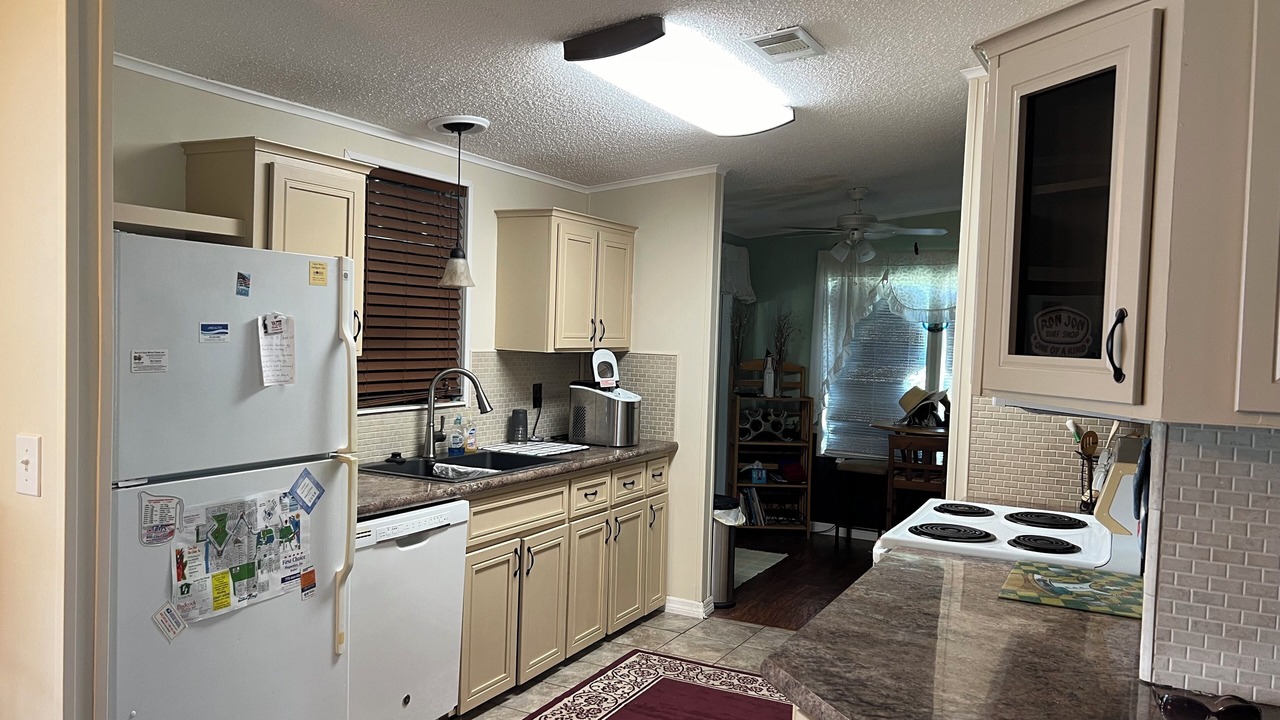 Photo of Kitchen in Barefoot Bay