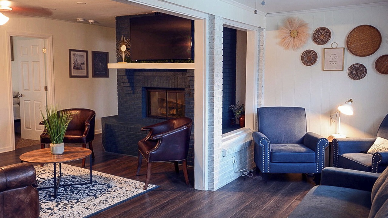 Photo of Livingroom in Pooler
