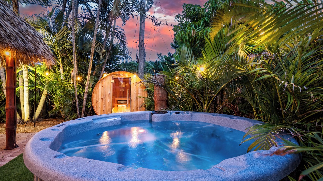 Photo of Outdoor in Tropic Palms