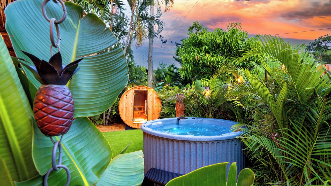 Photo of Outdoor in Tropic Palms