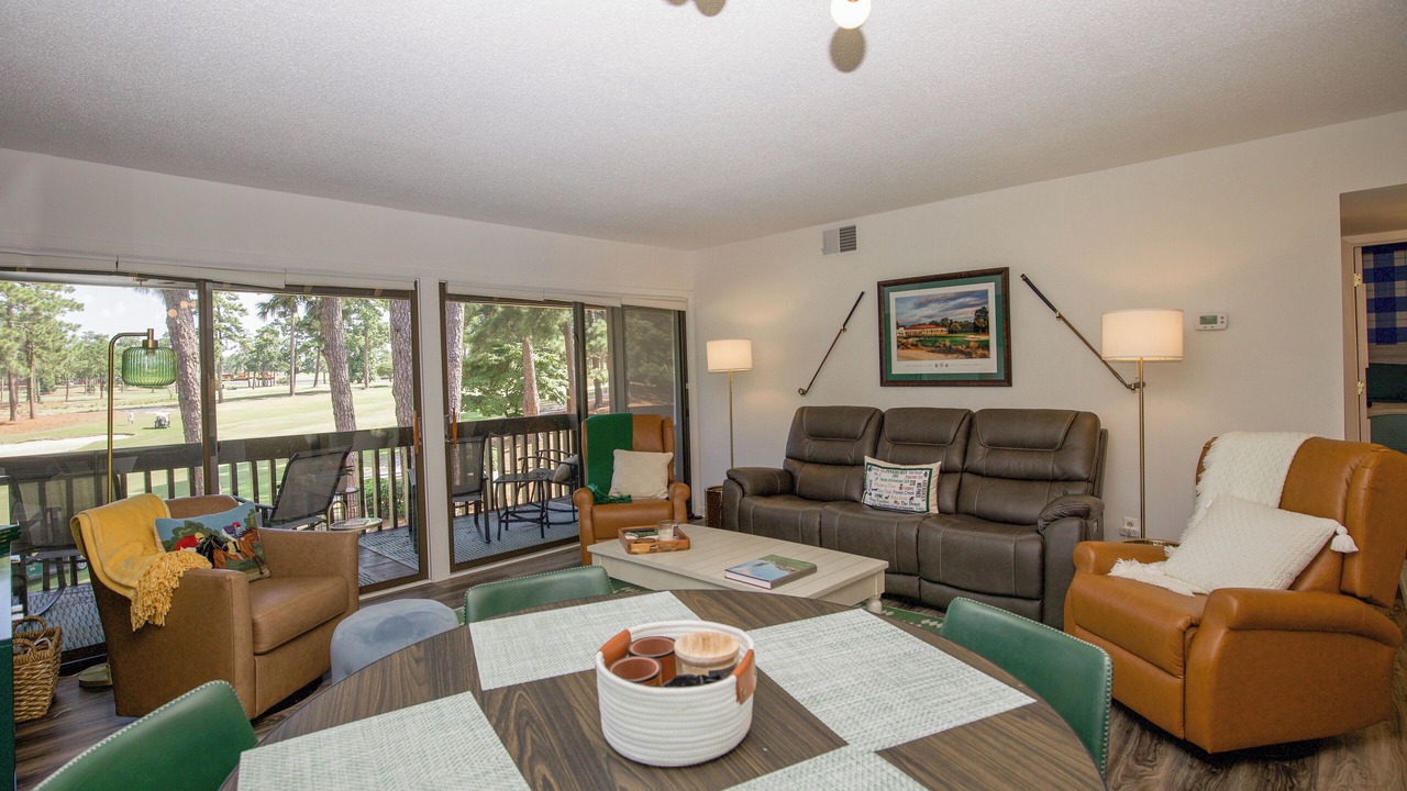 Photo of Livingroom in Pinehurst