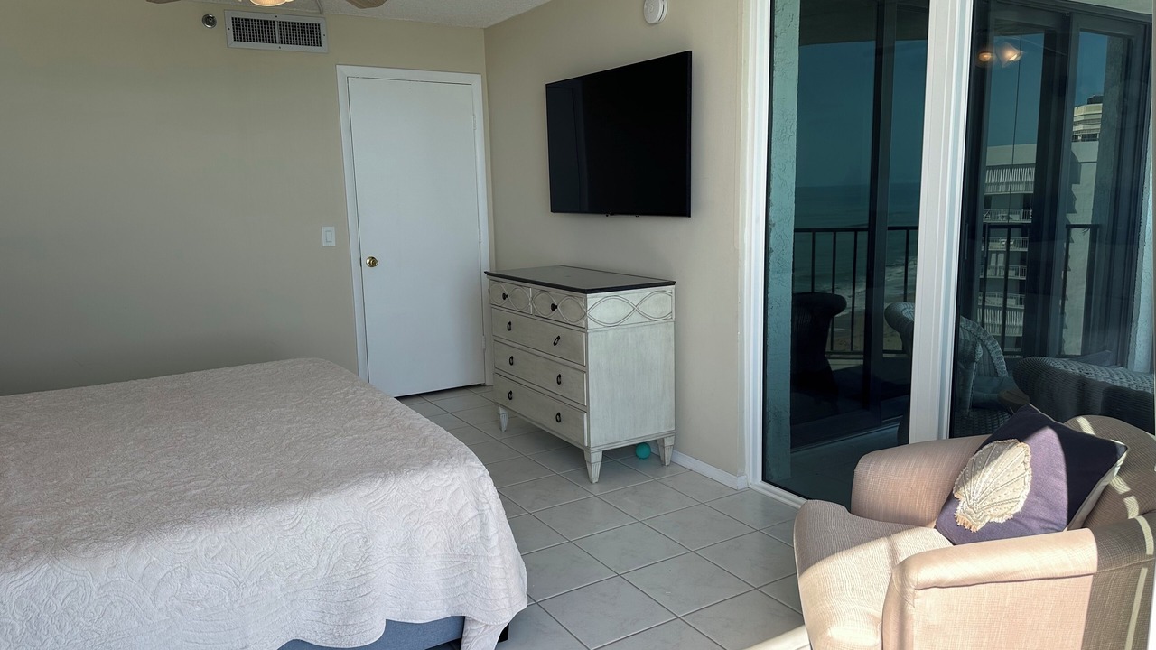 Photo of Bedroom in Hutchinson Island South