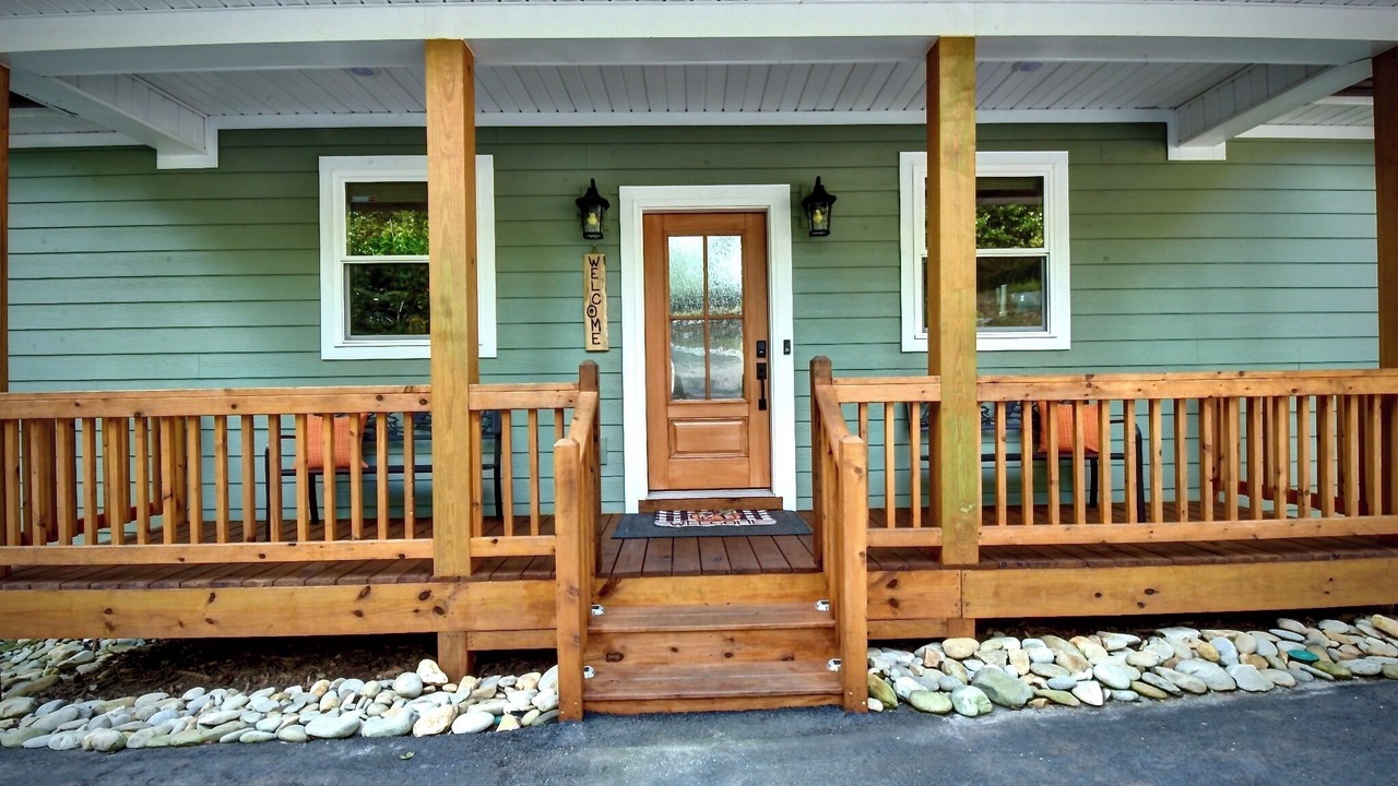 Photo of Patio Balcony in Fair Play