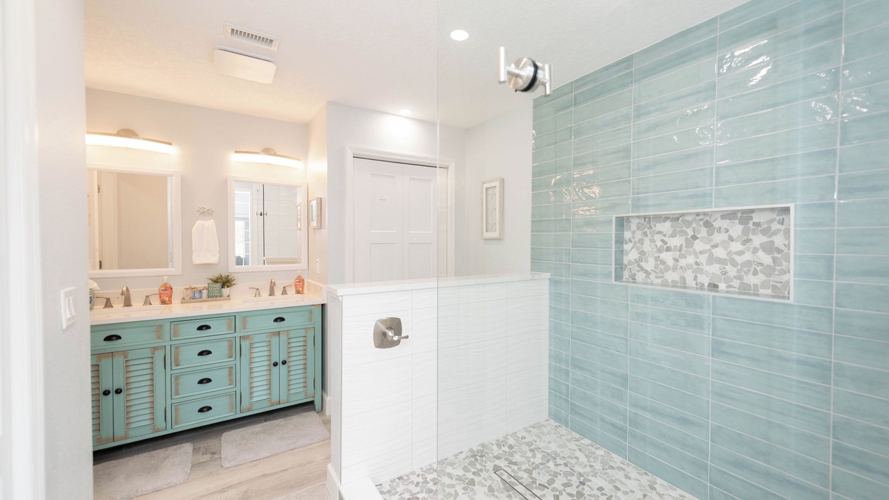 Photo of Bathroom in Melbourne Beach