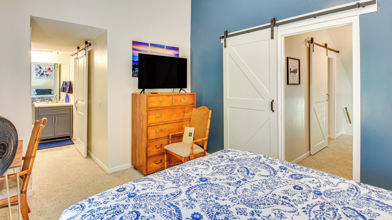 Photo of Bedroom in Salem