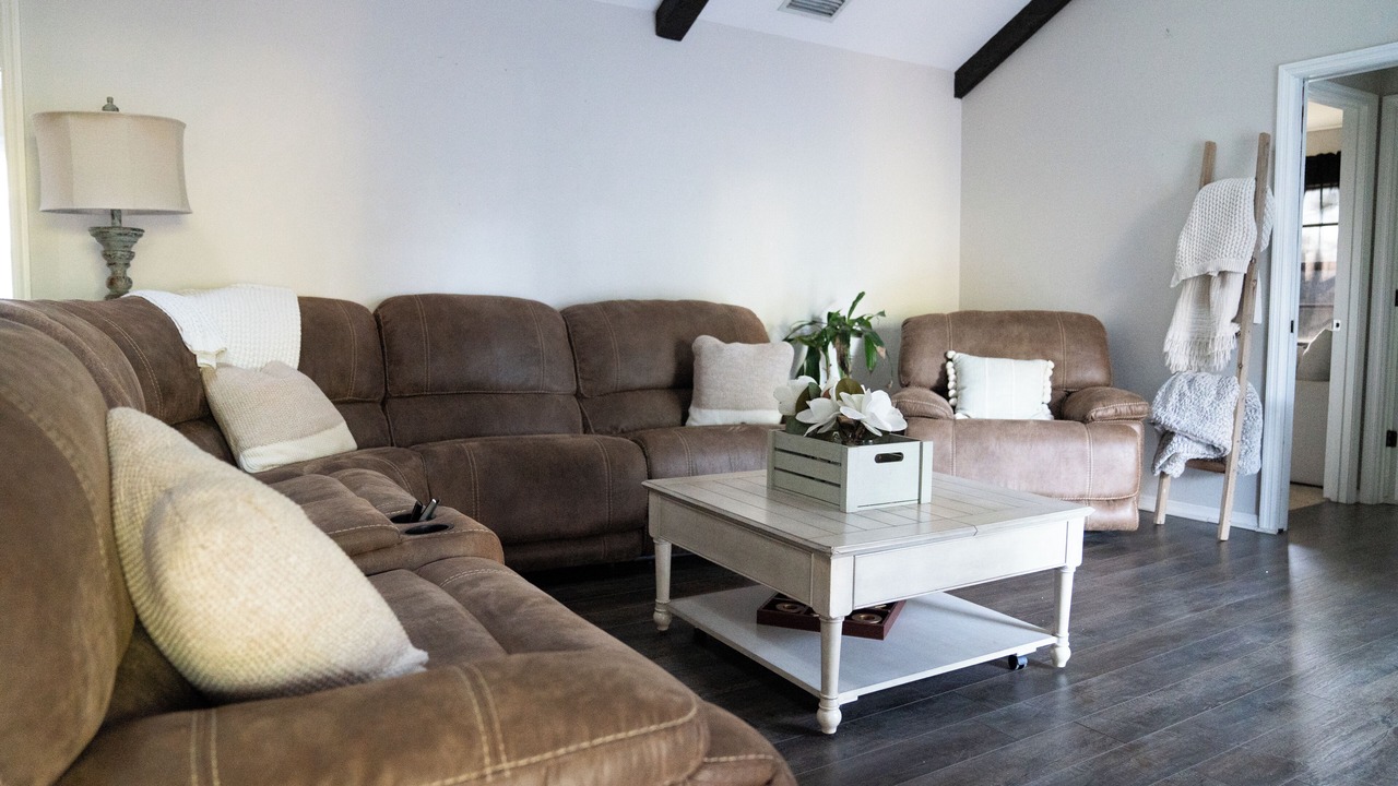 Photo of Livingroom in Brandon
