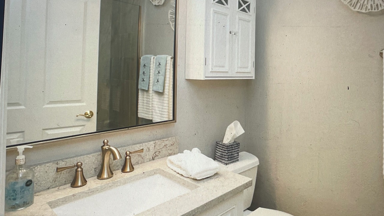 Photo of Bathroom in Naples