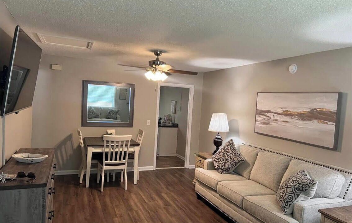 Photo of Livingroom in Statesboro