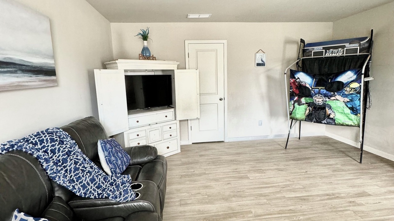 Photo of Bedroom in Dacula