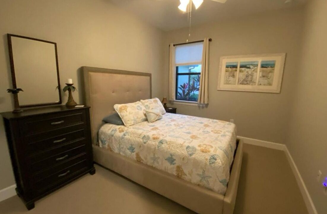 Photo of Bedroom in Naples