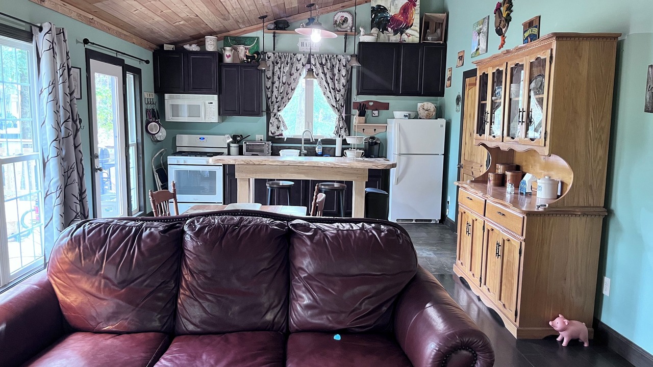 Photo of Livingroom in Tellico Plains