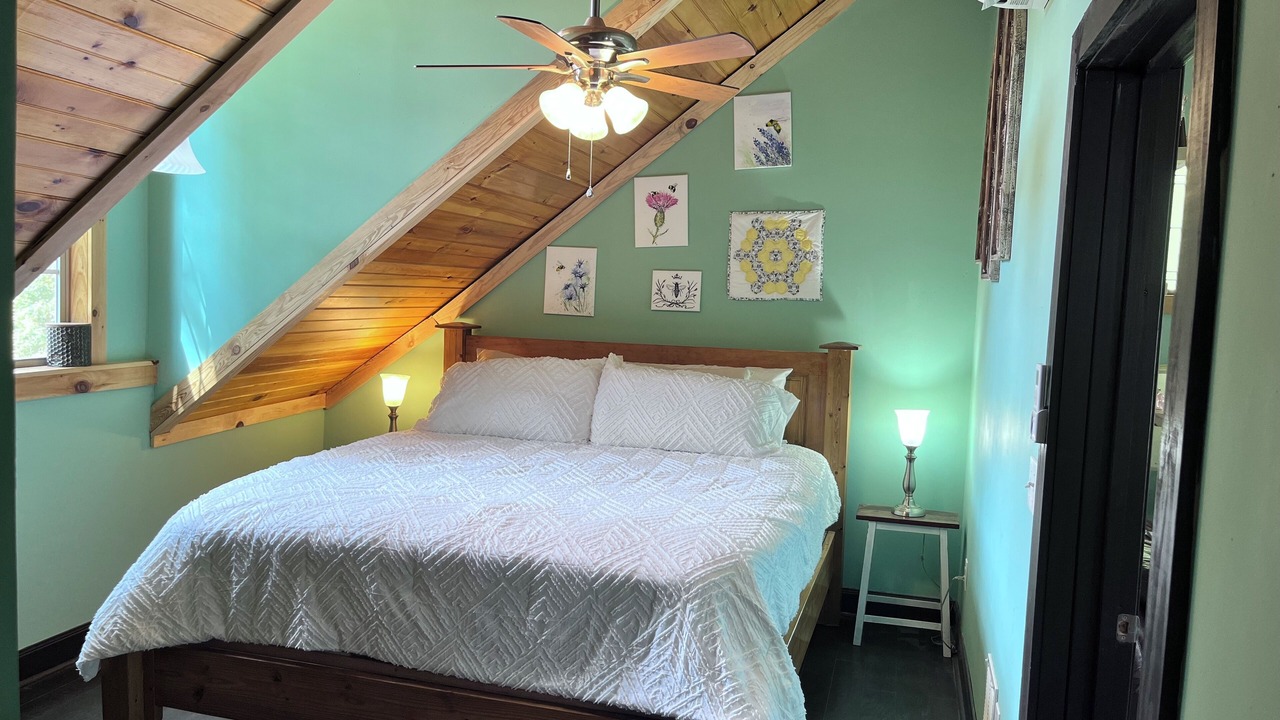 Photo of Bedroom in Tellico Plains