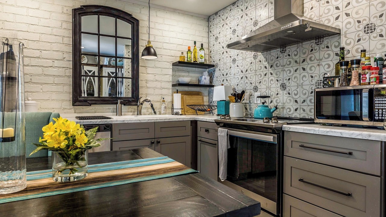 Photo of Kitchen in Historic District