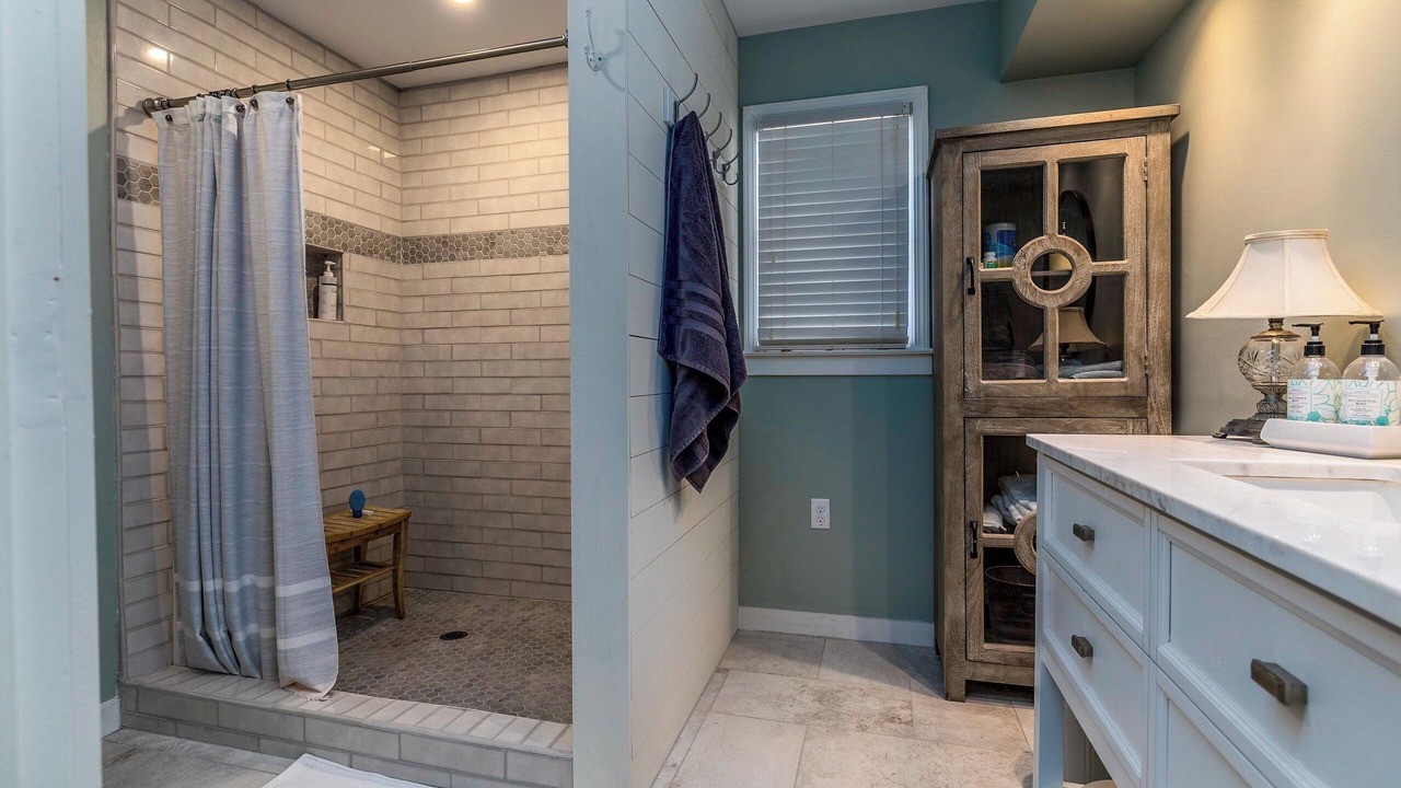 Photo of Bathroom in Historic District