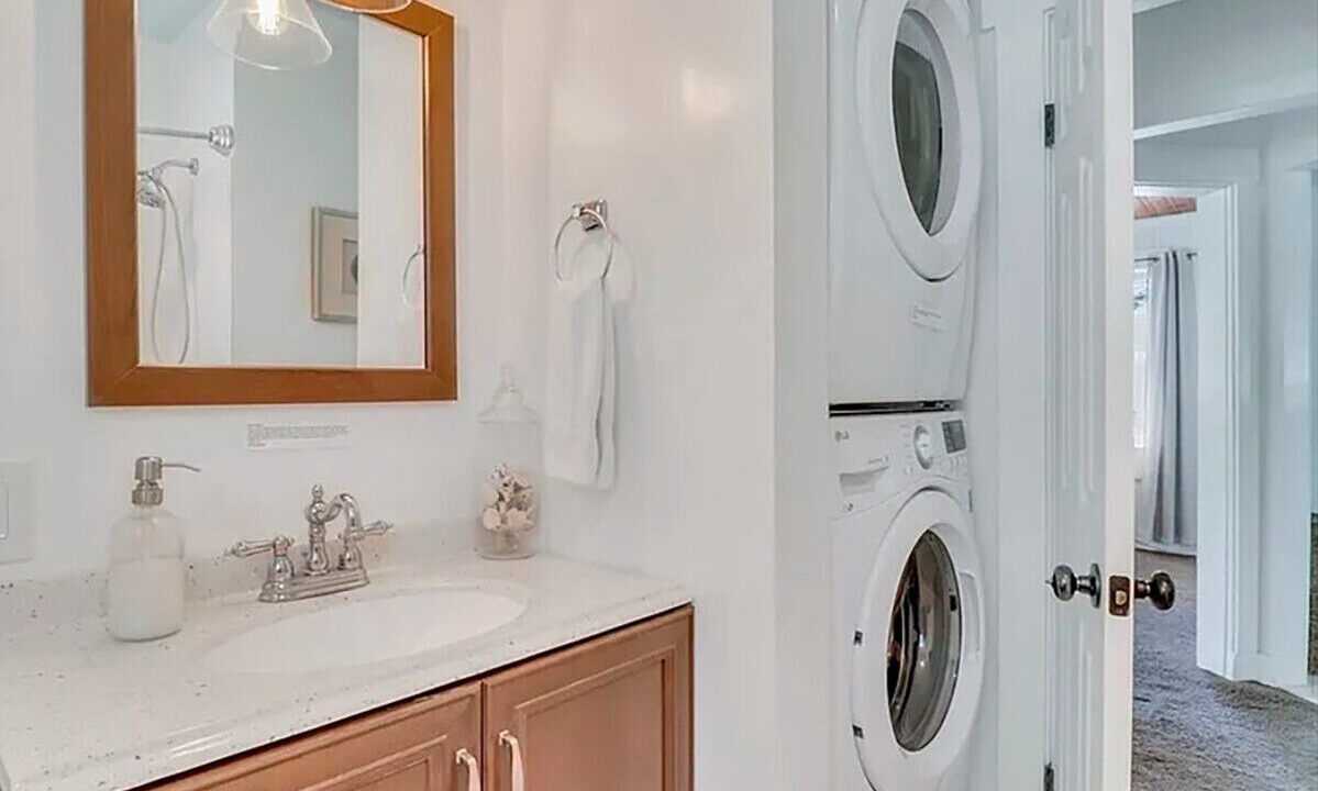 Photo of Bathroom in Live Oak