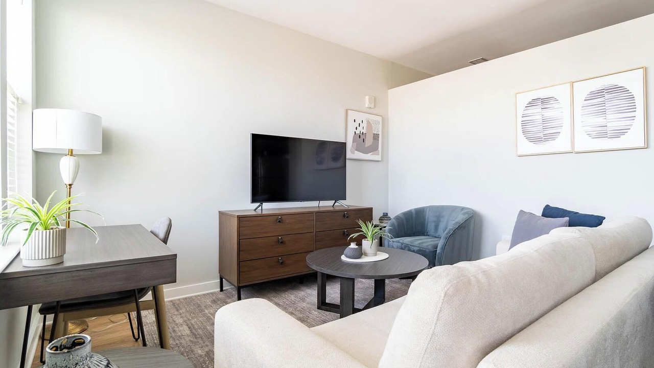 Photo of Livingroom in Downtown