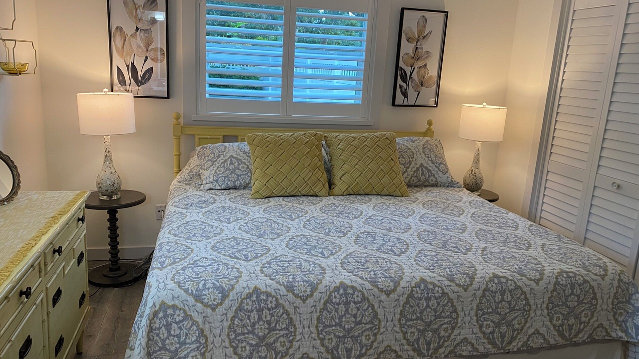 Photo of Bedroom in Central Beach