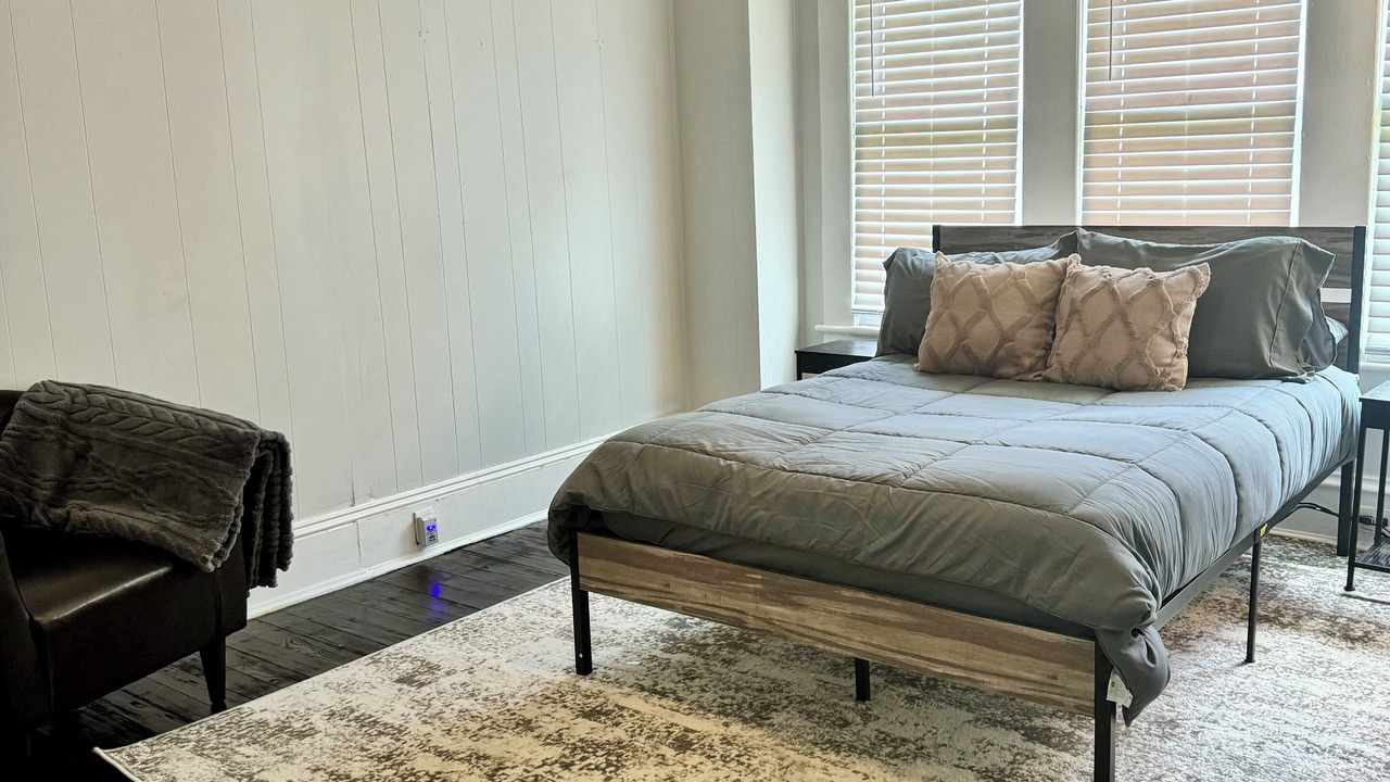 Photo of Bedroom in Waycross