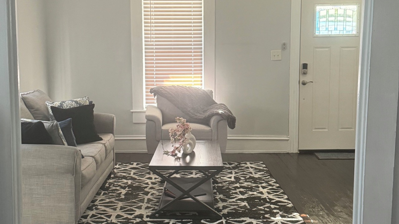 Photo of Livingroom in Waycross