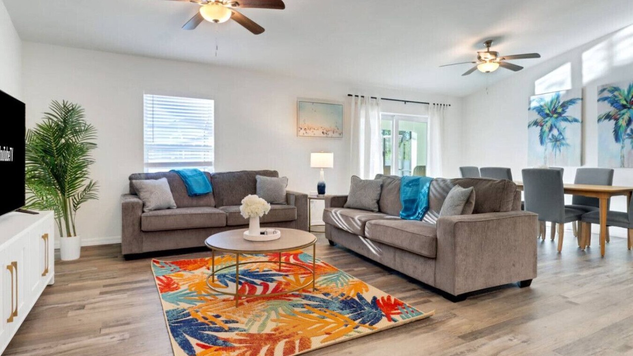 Photo of Livingroom in Mariner
