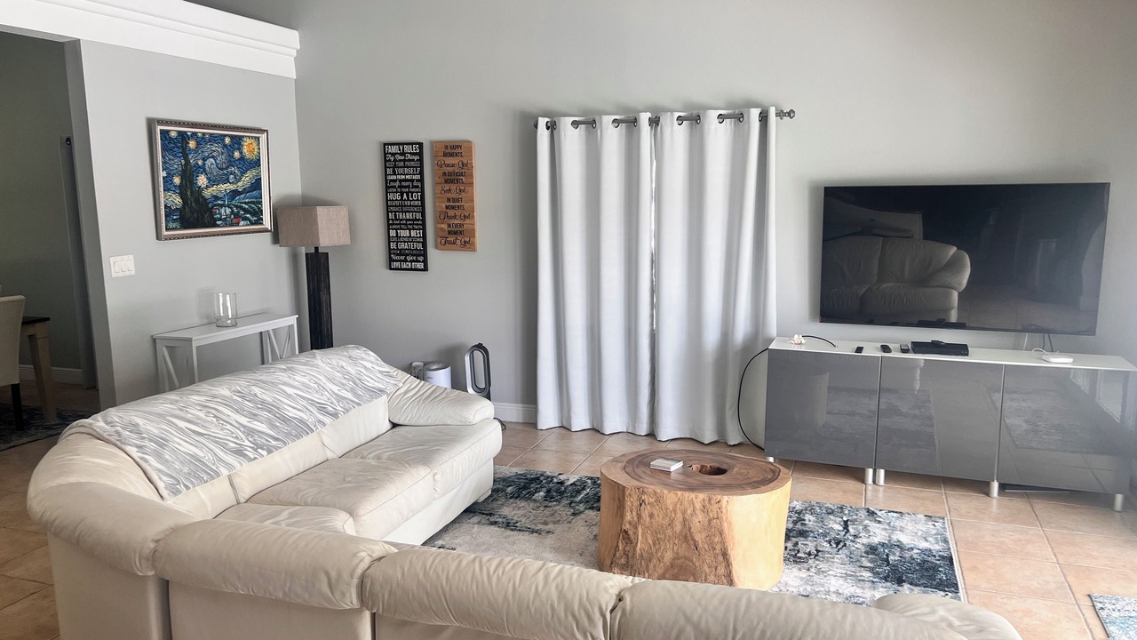 Photo of Bedroom in Melbourne Beach