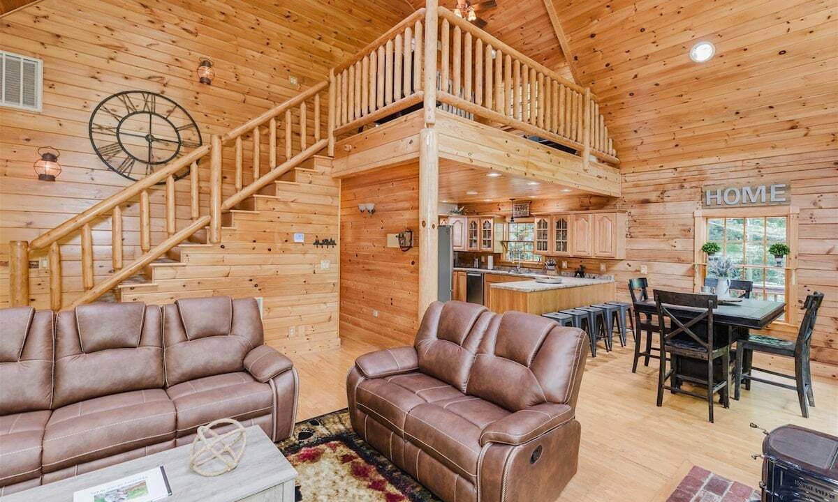 Photo of Livingroom in Whittier