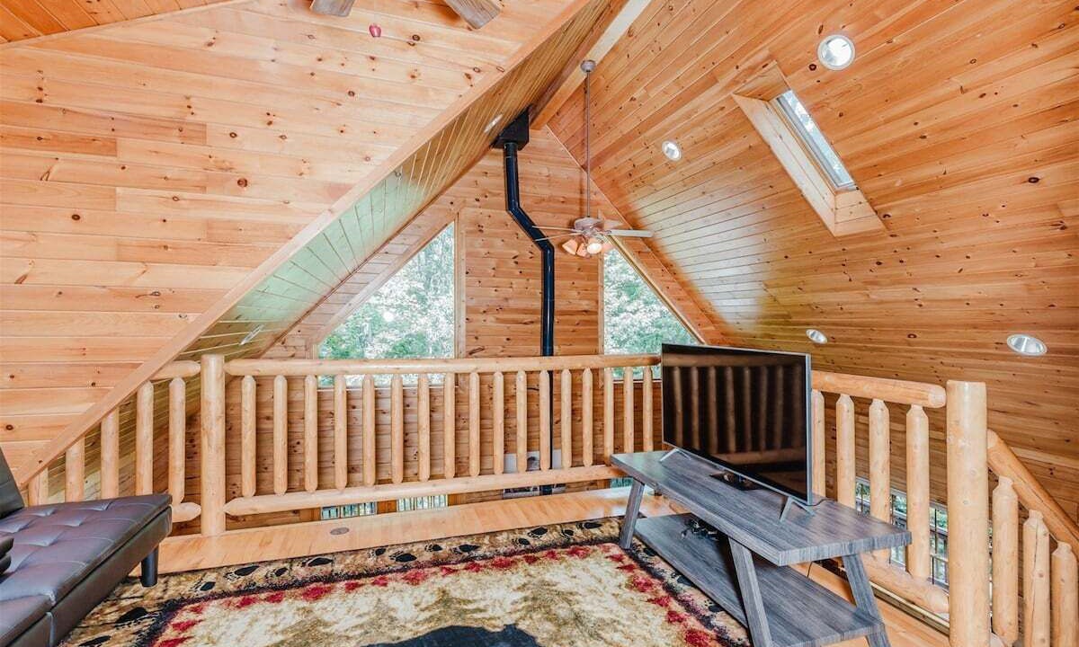 Photo of Livingroom in Whittier