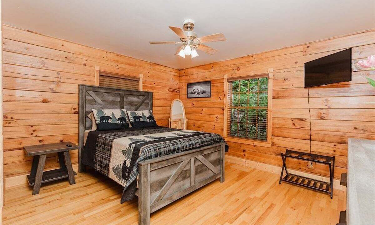Photo of Bedroom in Whittier