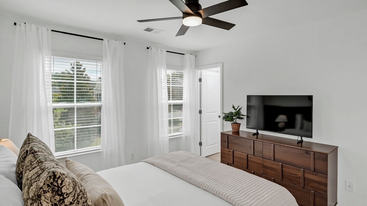 Photo of Bedroom in Oak Grove