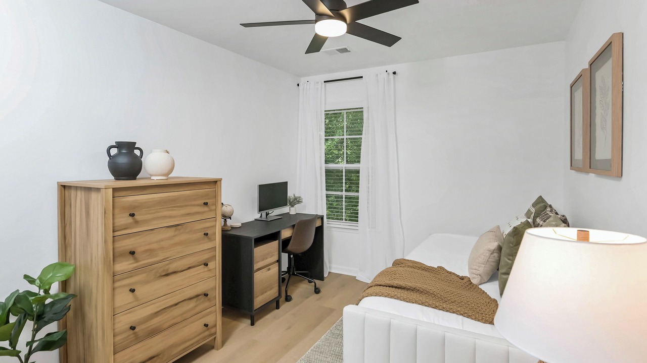 Photo of Bedroom in Oak Grove