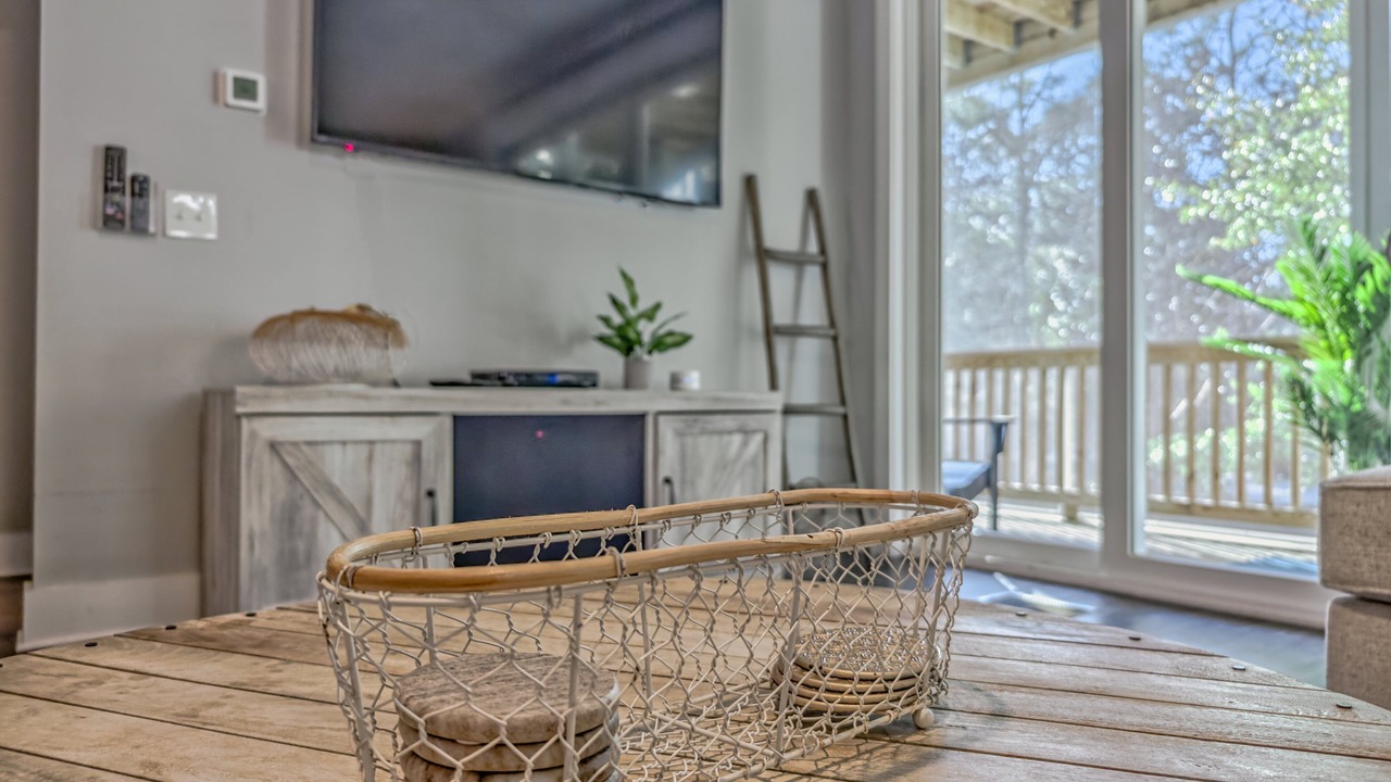 Photo of Livingroom in Folly Field