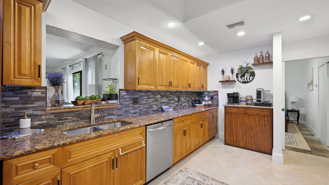 Photo of Kitchen in Port Saint Lucie