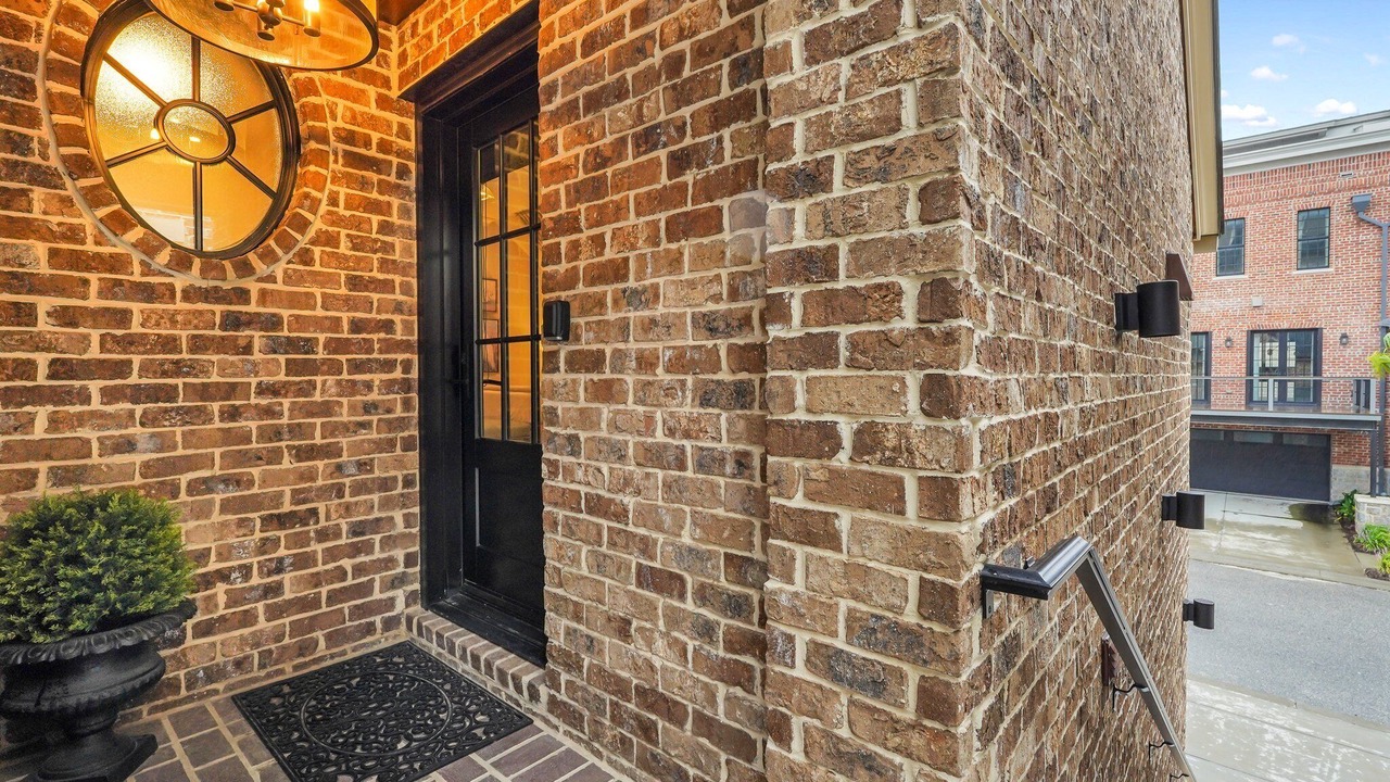 Photo of Outdoor in Hitch Village - Fred Wessels Homes