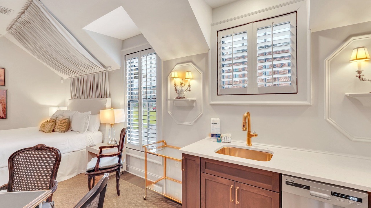 Photo of Bedroom in Hitch Village - Fred Wessels Homes