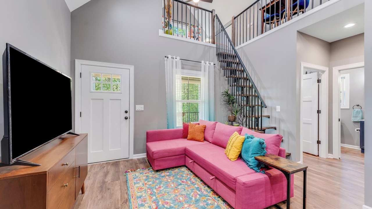 Photo of Livingroom in Tamassee