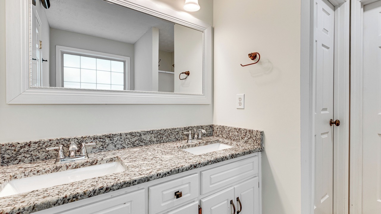 Photo of Bathroom in Dacula