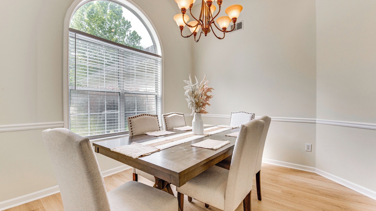 Photo of Bedroom in Dacula