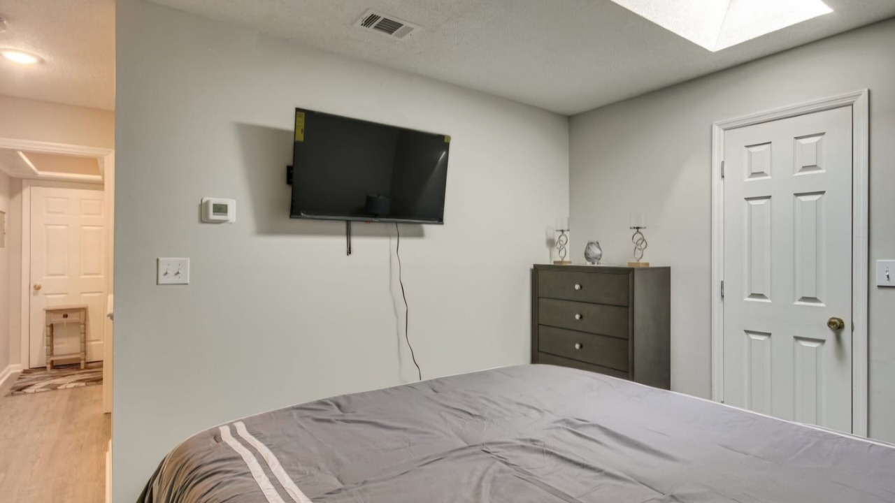 Photo of Bedroom in National Hills